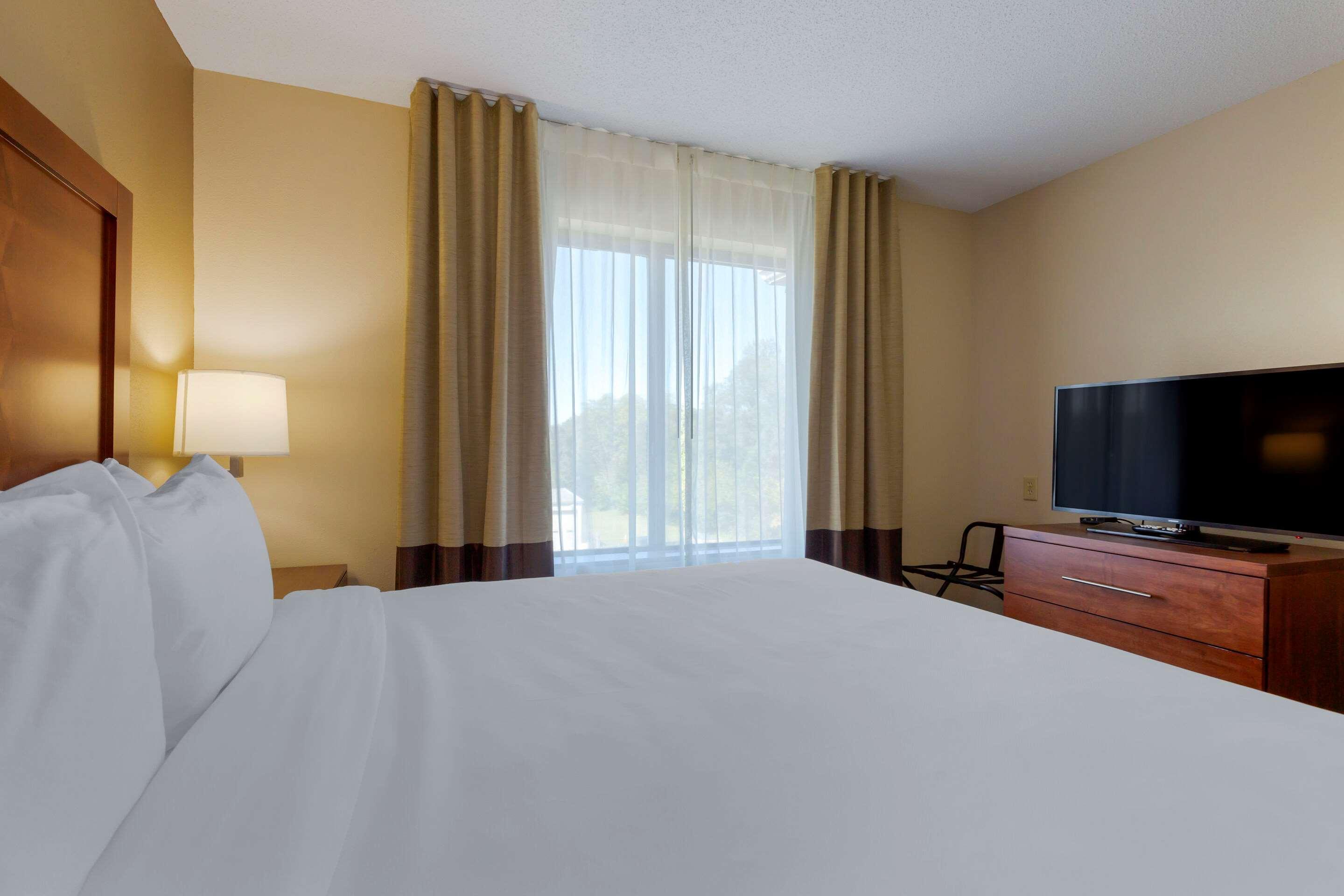Comfort Inn & Suites Кеймбрідж Екстер'єр фото