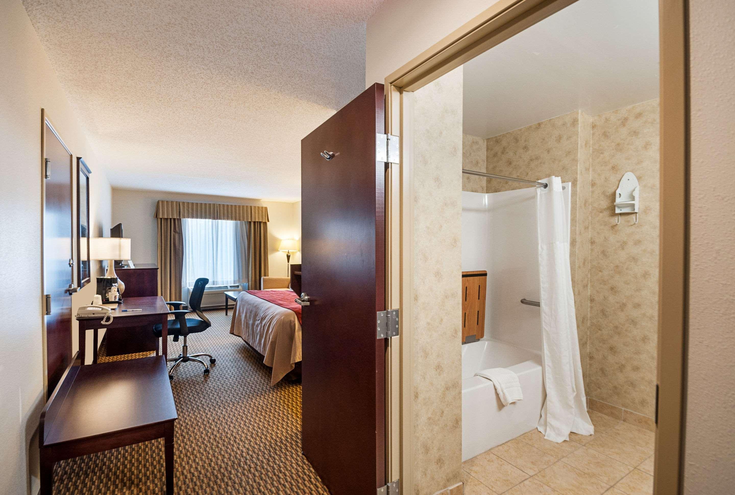 Comfort Inn & Suites Кеймбрідж Екстер'єр фото