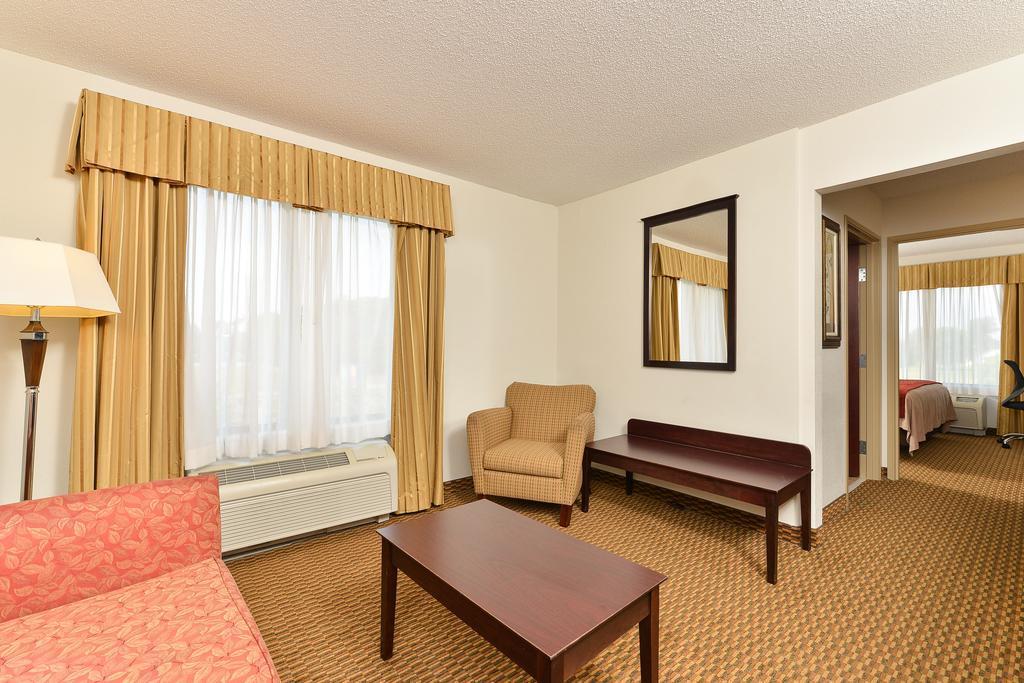 Comfort Inn & Suites Кеймбрідж Екстер'єр фото